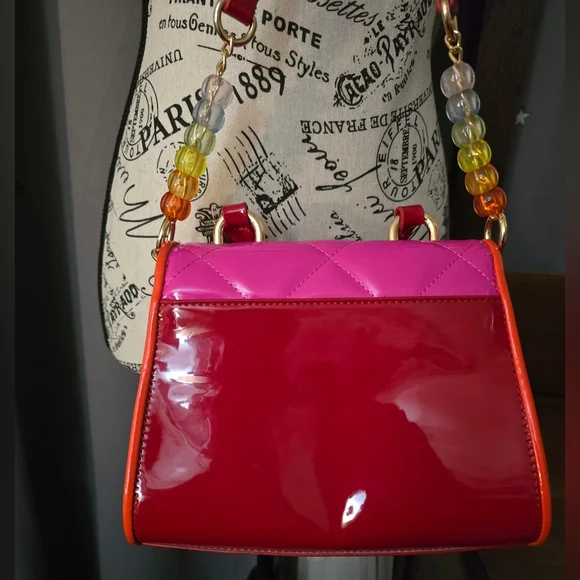 Betsey Johnson Beary Sweet Crossbody In Excellent condition! - Picture 9 of 16